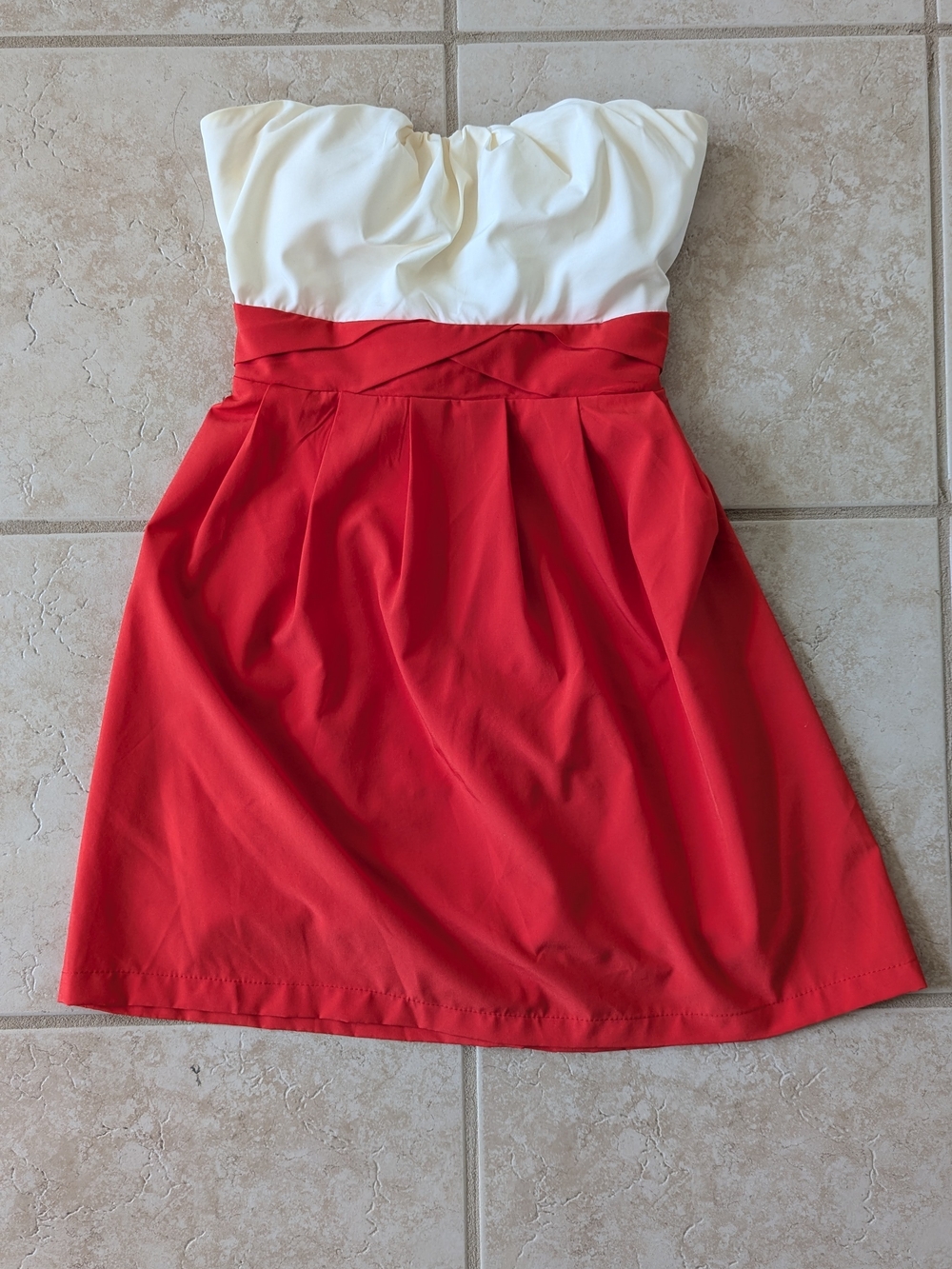 Strapless Two-tone Colorblocked Skirted Dress